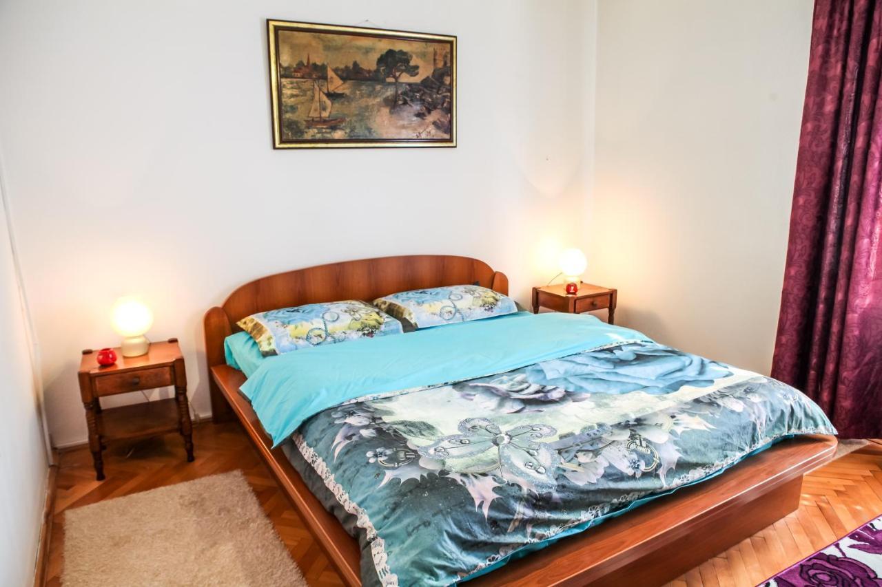 Apartment Dejan 采蒂涅 外观 照片