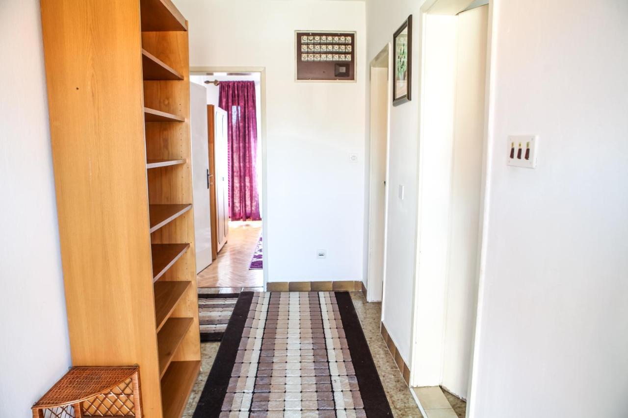 Apartment Dejan 采蒂涅 外观 照片